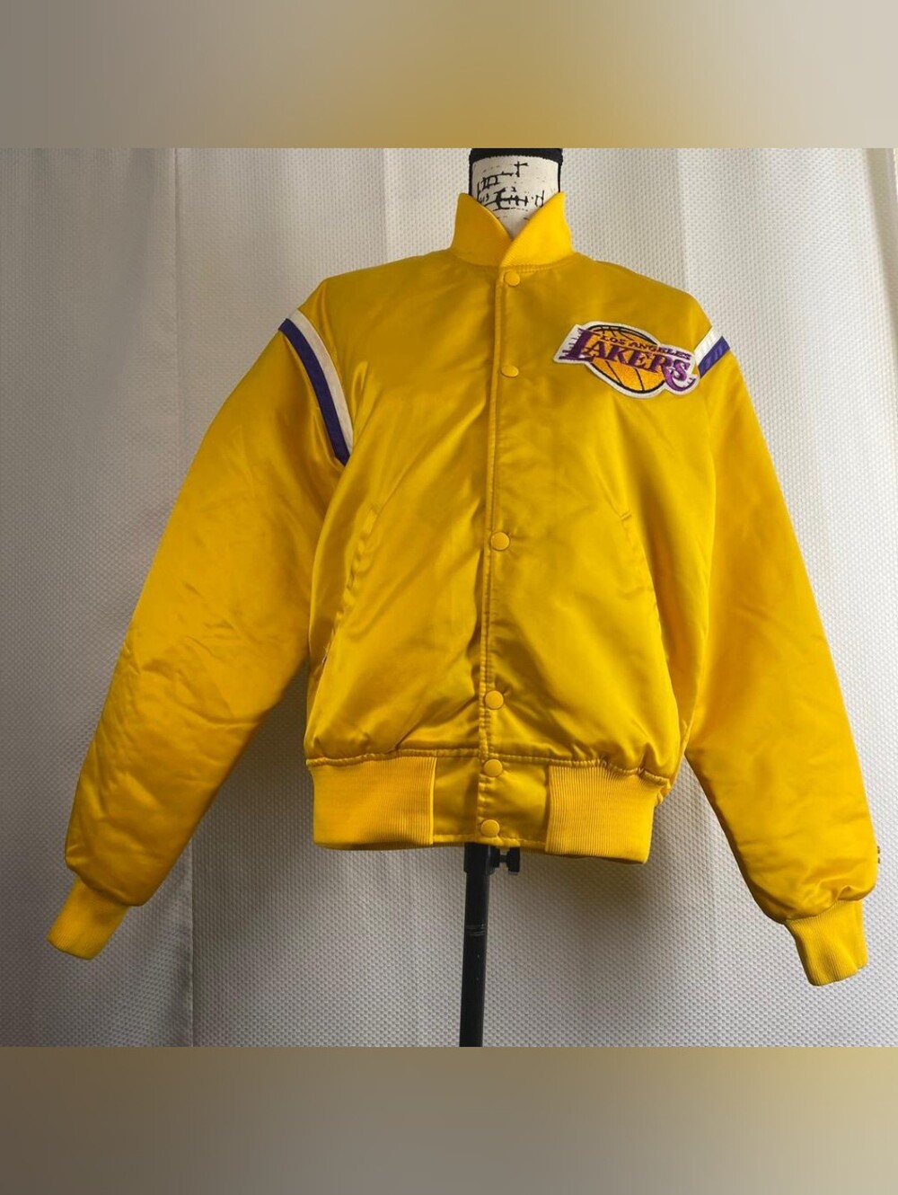 Vintage Starter LA Lakers Satin Bomber Jacket Yellow Size M NBA Varsity 90s